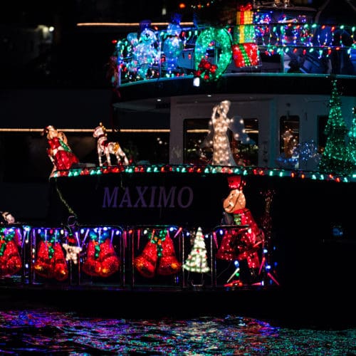 Christmas Ship™ Parade of Boats Argosy Cruises